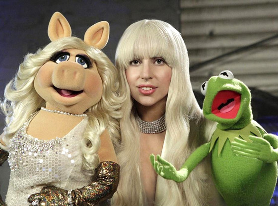 Lady Gaga, Kermit, Miss Piggy, Muppets Lady Gaga, Kermit, Miss Piggy, Muppets